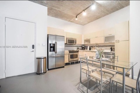 Appartement à louer à Miami, Floride: 1 chambre № 2046097 - photo 5