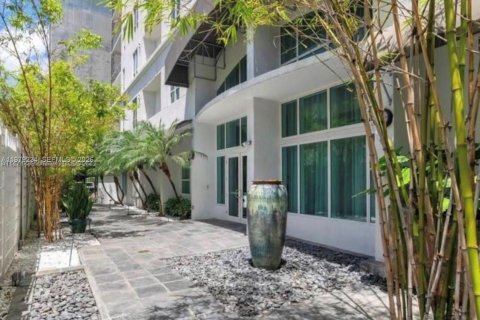 Appartement à Miami, Floride 1 chambre № 2046097
