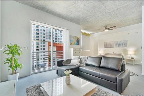 Appartement à louer à Miami, Floride: 1 chambre № 2046097 - photo 9