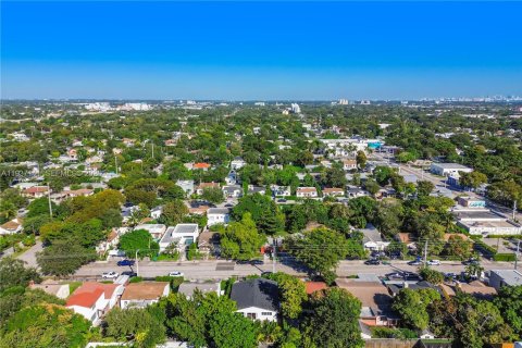 Купить виллу или дом в Майами, Флорида 3 спальни, 130.53м2, № 1995618 - фото 14