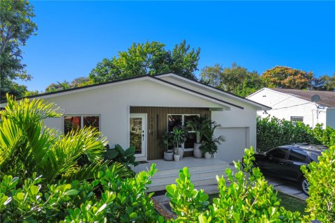 Купить виллу или дом в Майами, Флорида 3 спальни, 130.53м2, № 1995618 - фото 4