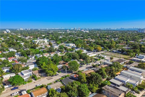 Купить виллу или дом в Майами, Флорида 3 спальни, 130.53м2, № 1995618 - фото 16