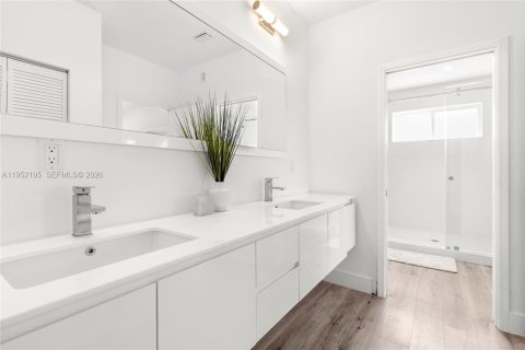 Купить таунхаус в Помпано-Бич, Флорида 3 спальни, 183.02м2, № 2006571 - фото 13