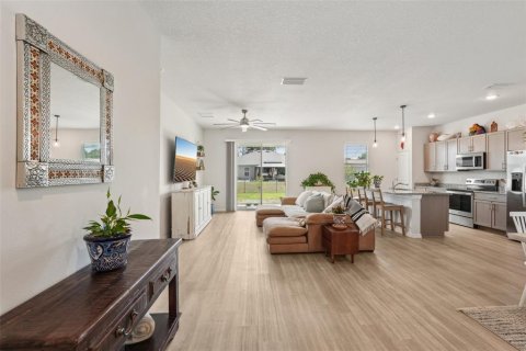 Villa ou maison à vendre à Palm Bay, Floride: 3 chambres, 143.16 m2 № 1754740 - photo 4