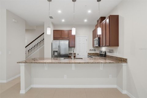 Adosado en venta en Orlando, Florida, 3 dormitorios, 138.52 m2 № 2166323 - foto 9