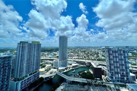 Снять в аренду кондоминиум в Майами, Флорида 2 спальни, 129.04м2, № 1802797 - фото 12