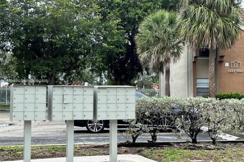 Copropriété à louer à Pembroke Pines, Floride: 1 chambre, 71.53 m2 № 1988740 - photo 24