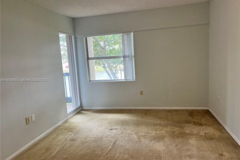 Copropriété à louer à Pembroke Pines, Floride: 1 chambre, 71.53 m2 № 1988740 - photo 13