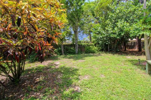 House in Venice, Florida 2 bedrooms, 86.86 sq.m. № 220809 - photo 3