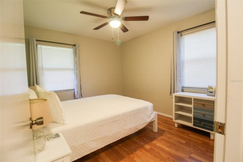 House in Venice, Florida 2 bedrooms, 86.86 sq.m. № 220809 - photo 22