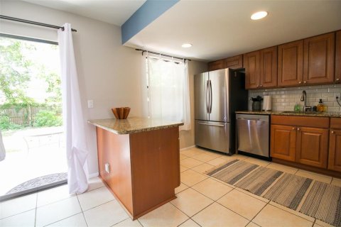 House in Venice, Florida 2 bedrooms, 86.86 sq.m. № 220809 - photo 14
