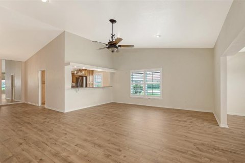 Casa en venta en Lake Suzy, Florida, 3 dormitorios, 247.21 m2 № 1906218 - foto 18