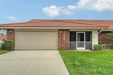 Casa en venta en Lake Suzy, Florida, 3 dormitorios, 247.21 m2 № 1906218 - foto 1