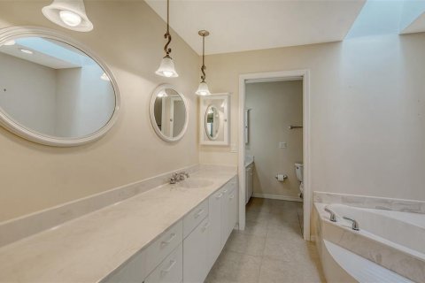 Casa en venta en Lake Suzy, Florida, 3 dormitorios, 247.21 m2 № 1906218 - foto 30