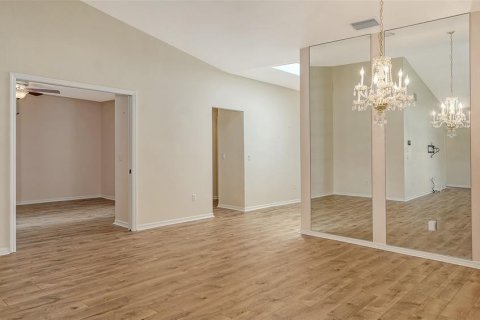Casa en venta en Lake Suzy, Florida, 3 dormitorios, 247.21 m2 № 1906218 - foto 7