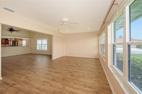 Casa en venta en Lake Suzy, Florida, 3 dormitorios, 247.21 m2 № 1906218 - foto 23