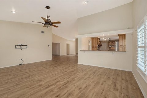 Casa en venta en Lake Suzy, Florida, 3 dormitorios, 247.21 m2 № 1906218 - foto 19