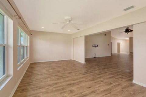 Casa en venta en Lake Suzy, Florida, 3 dormitorios, 247.21 m2 № 1906218 - foto 22