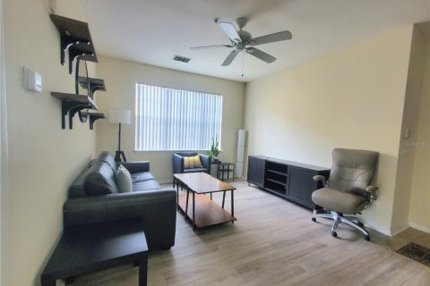 Condo in Orlando, Florida, 1 bedroom  № 1525416 - photo 5