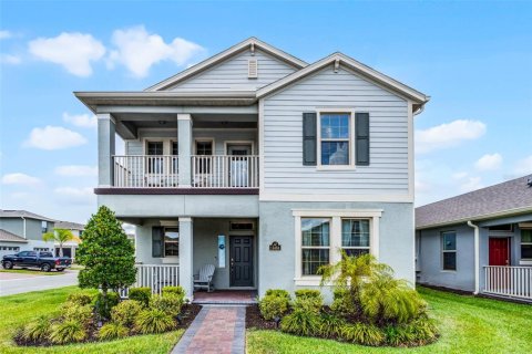 House in Winter Garden, Florida 4 bedrooms, 229.65 sq.m. № 1686461 - photo 1