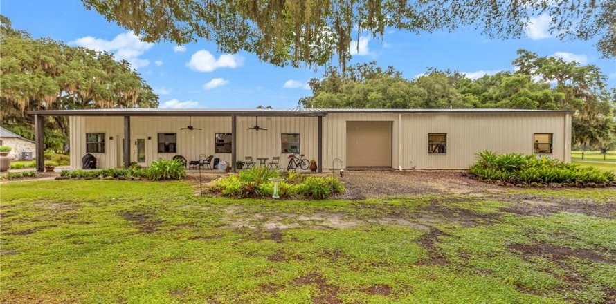 Casa en Crystal River, Florida 6 dormitorios, 325.16 m2 № 1918217