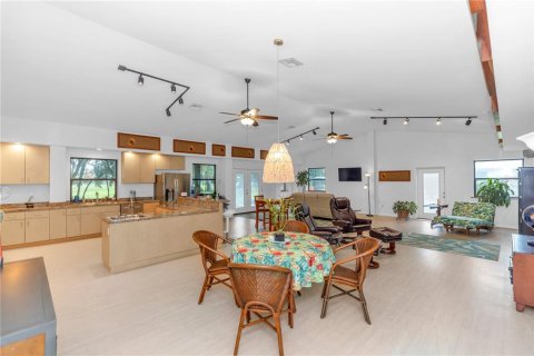 Casa en venta en Crystal River, Florida, 6 dormitorios, 325.16 m2 № 1918217 - foto 19