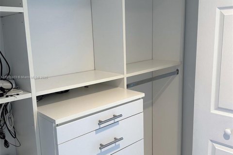 Copropriété à louer à Hallandale Beach, Floride: 3 chambres, 143.07 m2 № 1966846 - photo 21