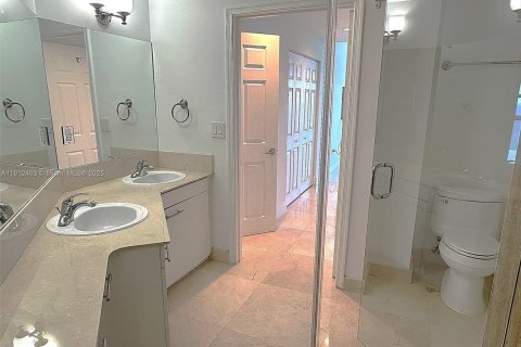 Copropriété à louer à Hallandale Beach, Floride: 3 chambres, 143.07 m2 № 1966846 - photo 24