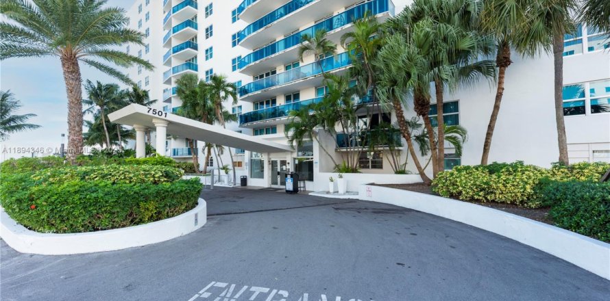 Condominio en North Bay Village, Florida, 1 dormitorio № 1948268
