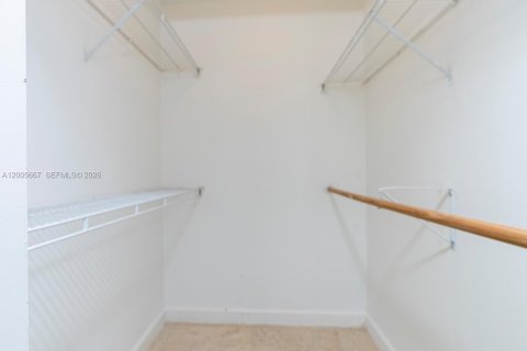 Apartment in Coral Gables, Florida 2 bedrooms № 2075227 - photo 10