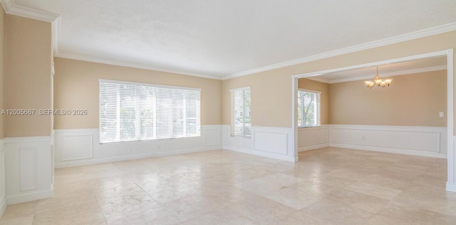 Apartment in Coral Gables, Florida 2 bedrooms № 2075227