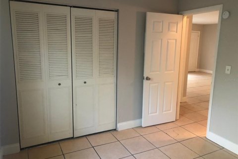 Apartamento en alquiler en Gainesville, Florida, 2 dormitorios, 71.35 m2 № 1906108 - foto 8