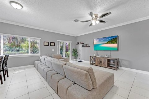 Touwnhouse à vendre à Plantation, Floride: 3 chambres, 157 m2 № 2042140 - photo 6