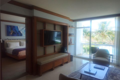 Copropriété à louer à Miami Beach, Floride: 1 chambre, 66.89 m2 № 1975544 - photo 13