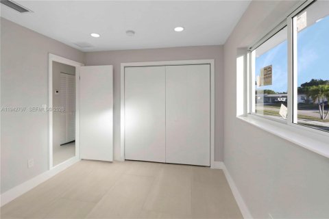 Купить виллу или дом в Майами, Флорида 4 спальни, 125.23м2, № 1999187 - фото 19