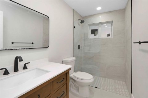 Купить виллу или дом в Майами, Флорида 4 спальни, 125.23м2, № 1999187 - фото 20