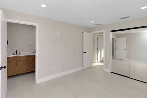 Купить виллу или дом в Майами, Флорида 4 спальни, 125.23м2, № 1999187 - фото 22