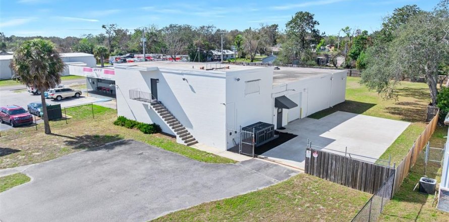 Immobilier commercial à Ormond Beach, Floride 524.9 m2 № 2213370