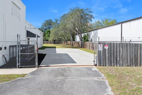 Immobilier commercial à vendre à Ormond Beach, Floride: 524.9 m2 № 2213370 - photo 7