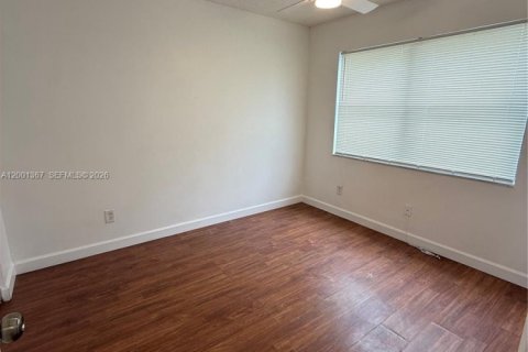 Copropriété à louer à Coral Springs, Floride: 2 chambres, 74.32 m2 № 2065509 - photo 14