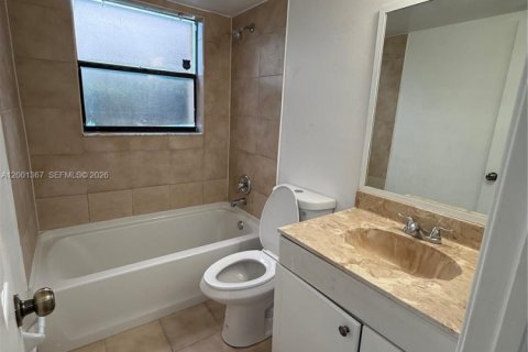 Copropriété à louer à Coral Springs, Floride: 2 chambres, 74.32 m2 № 2065509 - photo 17