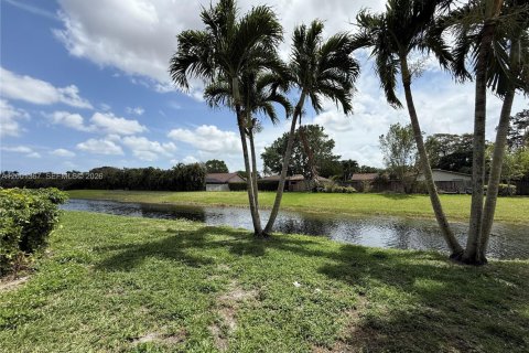 Copropriété à louer à Coral Springs, Floride: 2 chambres, 74.32 m2 № 2065509 - photo 20