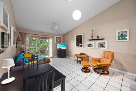 Купить кондоминиум в Дания-Бич, Флорида 1 комната, 86.86м2, № 1998186 - фото 9