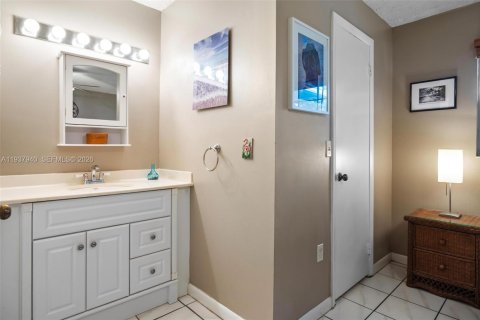 Купить кондоминиум в Дания-Бич, Флорида 1 комната, 86.86м2, № 1998186 - фото 24