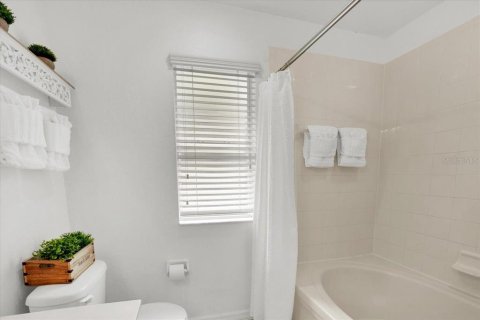 Adosado en venta en Kissimmee, Florida, 4 dormitorios, 133.78 m2 № 2345186 - foto 28