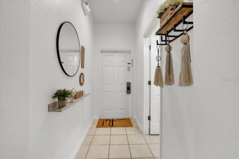 Adosado en venta en Kissimmee, Florida, 4 dormitorios, 133.78 m2 № 2345186 - foto 2