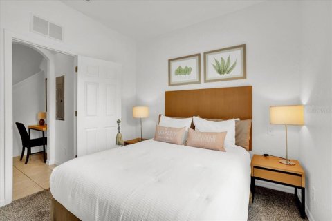 Adosado en venta en Kissimmee, Florida, 4 dormitorios, 133.78 m2 № 2345186 - foto 6