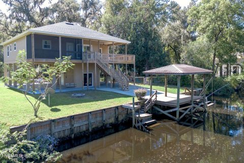 House in Middleburg, Florida 3 bedrooms, 153.1 sq.m. № 817760 - photo 1