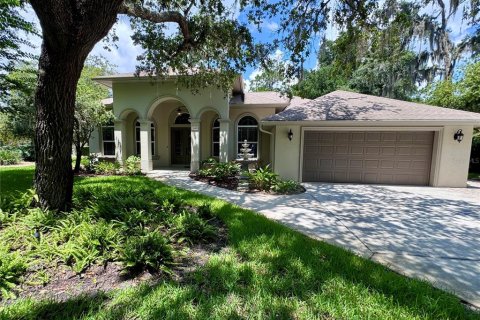 House in Ormond Beach, Florida 3 bedrooms, 224.73 sq.m. № 2215382 - photo 2