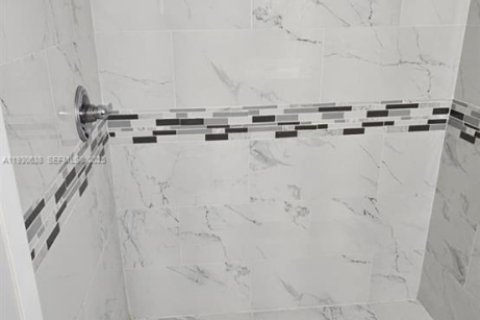 Copropriété à louer à Coral Springs, Floride: 2 chambres, 78.97 m2 № 1989423 - photo 6